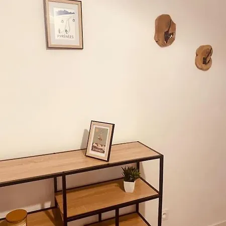 Grand A 3 Min Du Centre-ville شقة